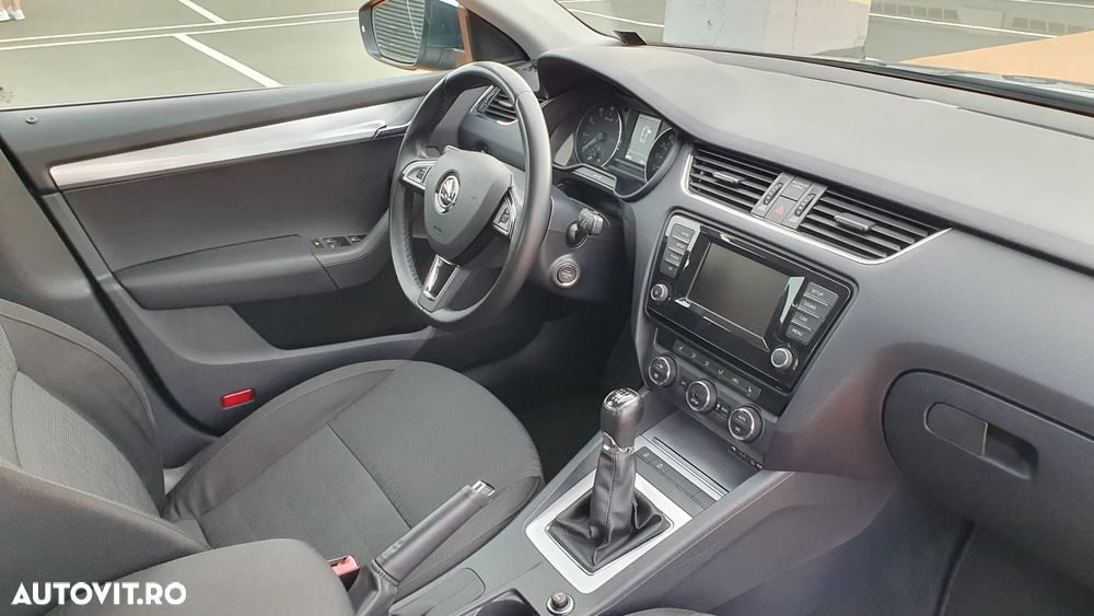 Skoda Octavia 1.2 TSI Business - 5