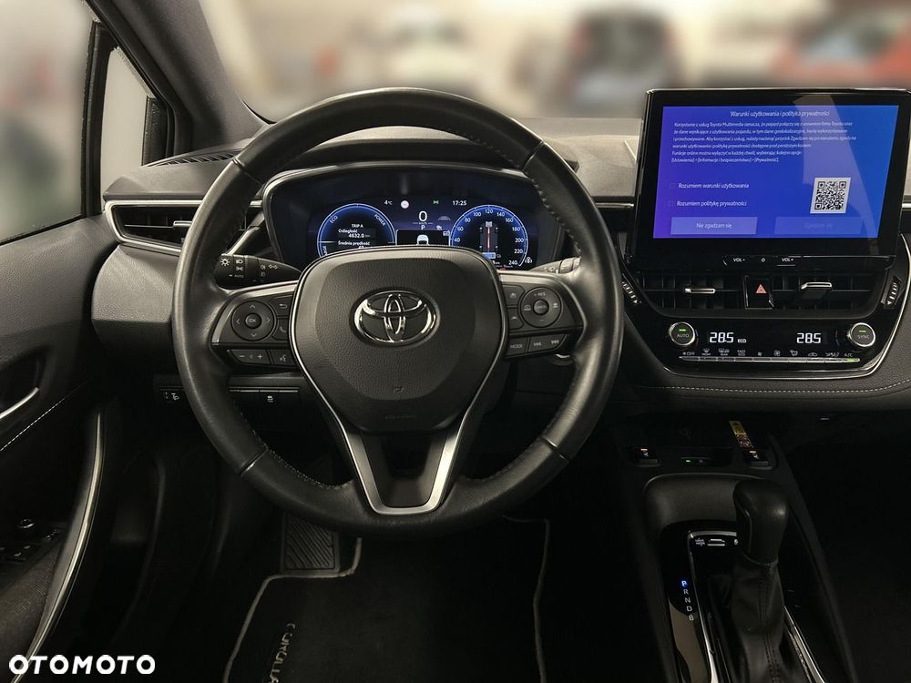 Toyota Corolla 1.8 Hybrid Comfort - 17
