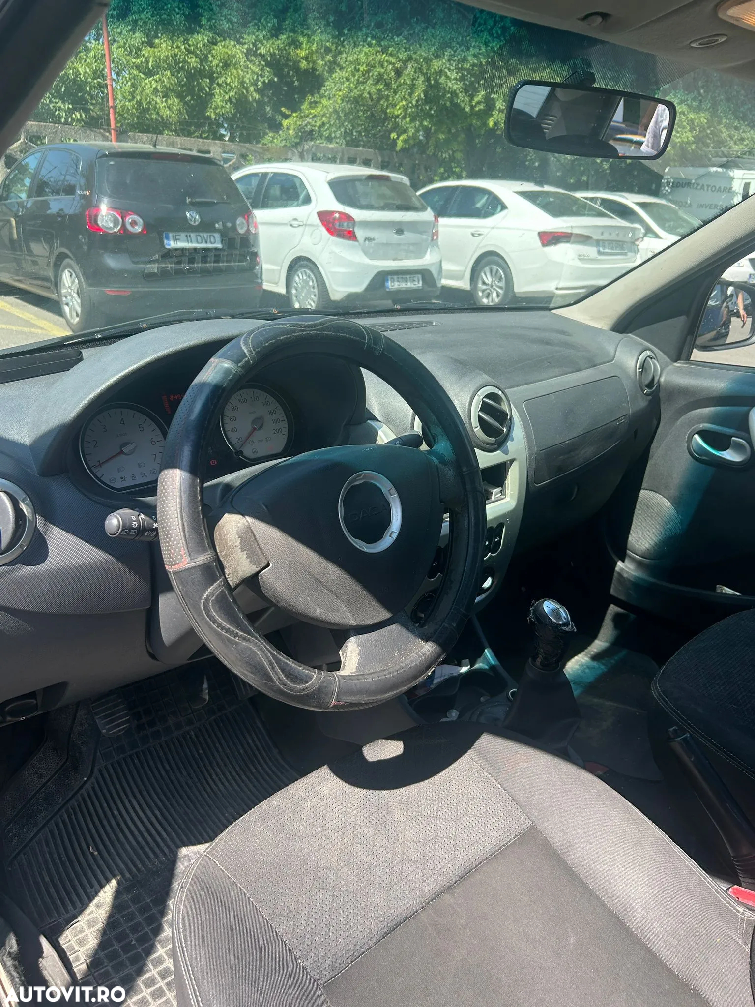 Dacia Logan - 3