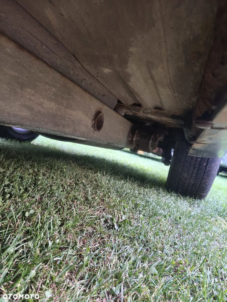 Suzuki Grand Vitara 1.6 - 12