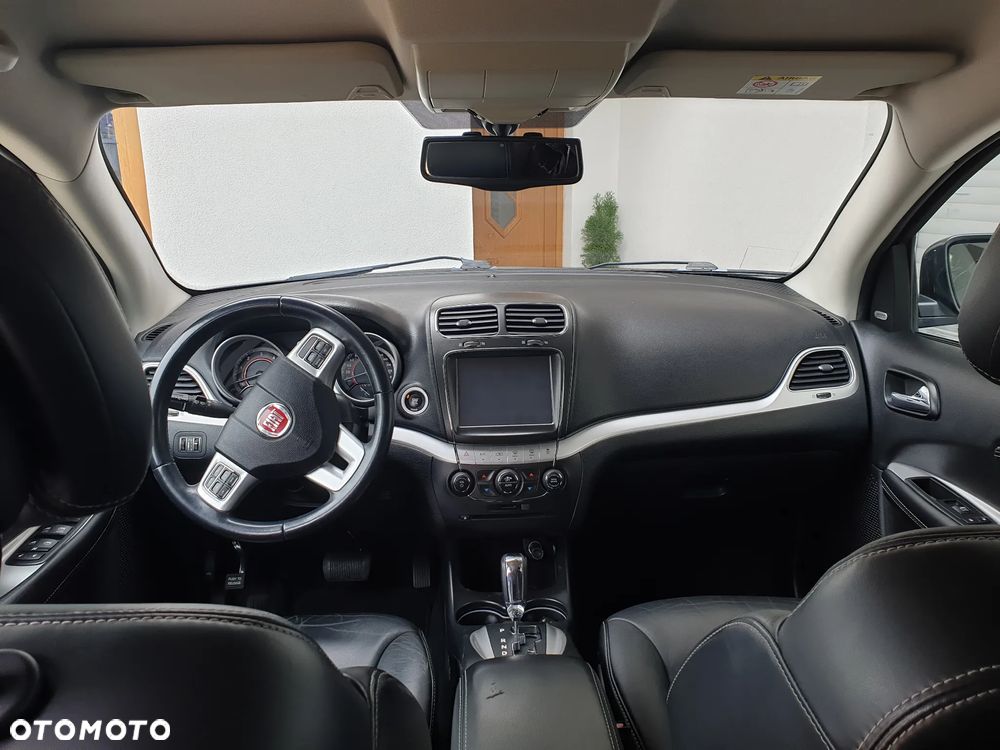 Fiat Freemont 2.0 Multijet Black Code AWD - 9