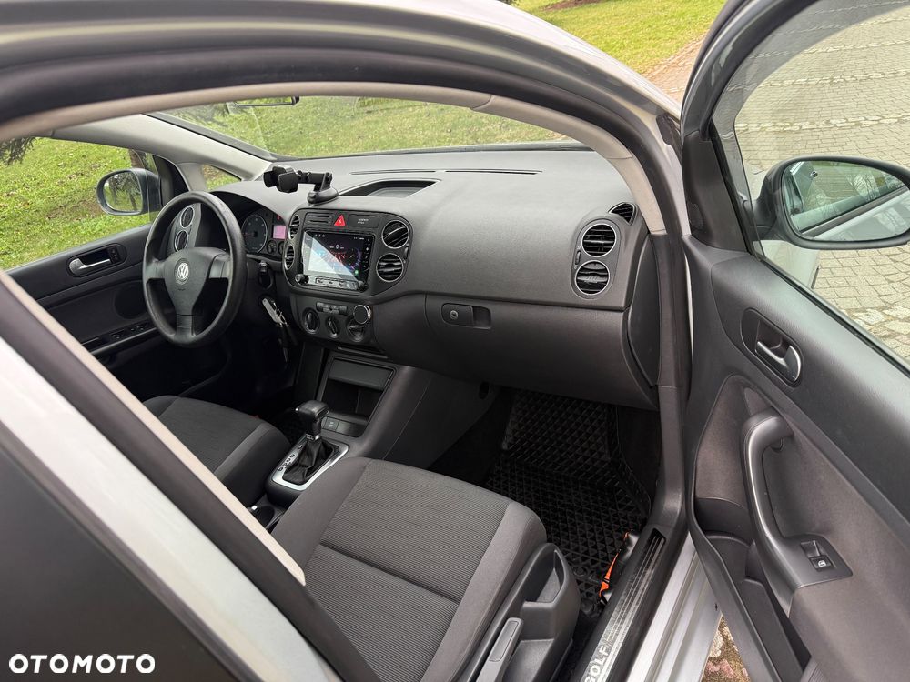 Volkswagen Golf Plus 1.9 TDI DSG Comfortline - 8