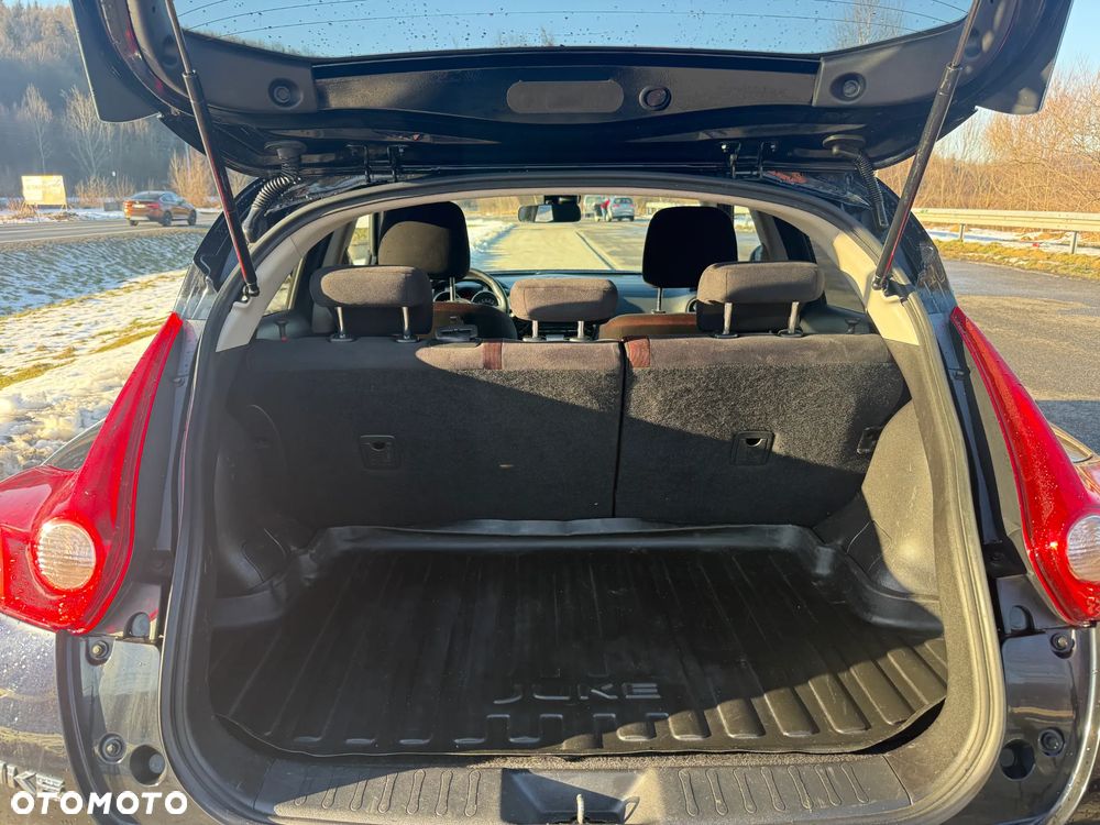 Nissan Juke 1.6 DIG-T ALL-MODE 4x4i Xtronic Acenta - 9