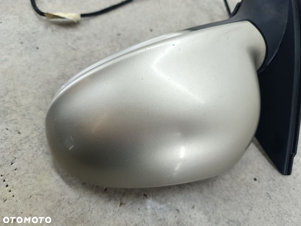 LUSTERKO LEWE VW JETTA V LD1W - 6