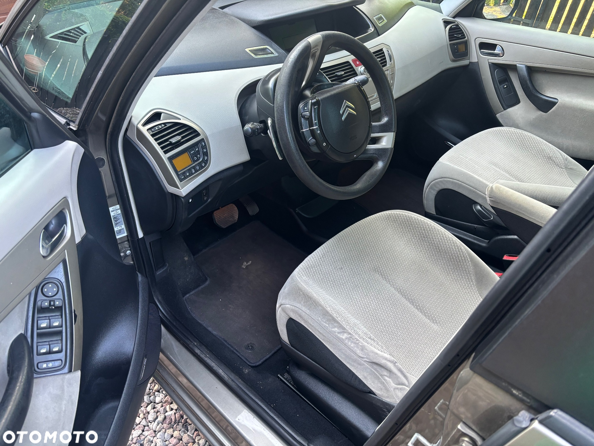 Citroën C4 Picasso THP 140 Exclusive - 9