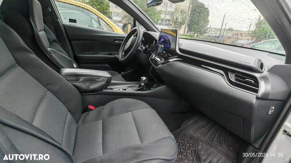 Toyota C-HR - 5