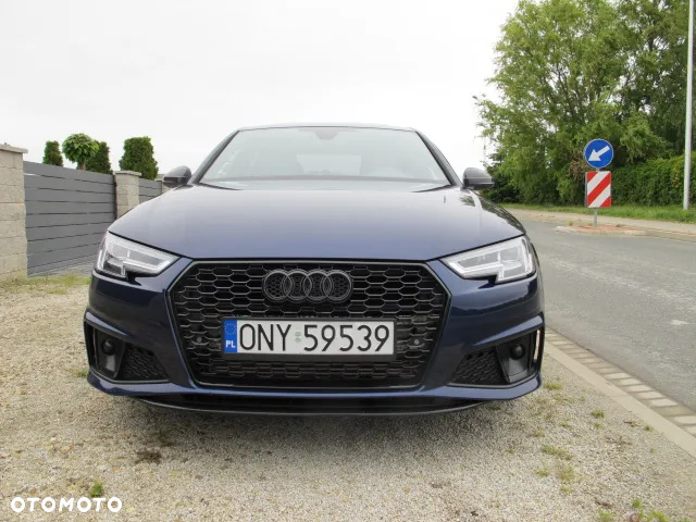 Audi A4 45 TFSI quattro S tronic S line - 2