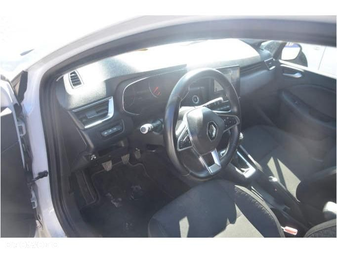 Renault Clio - 17