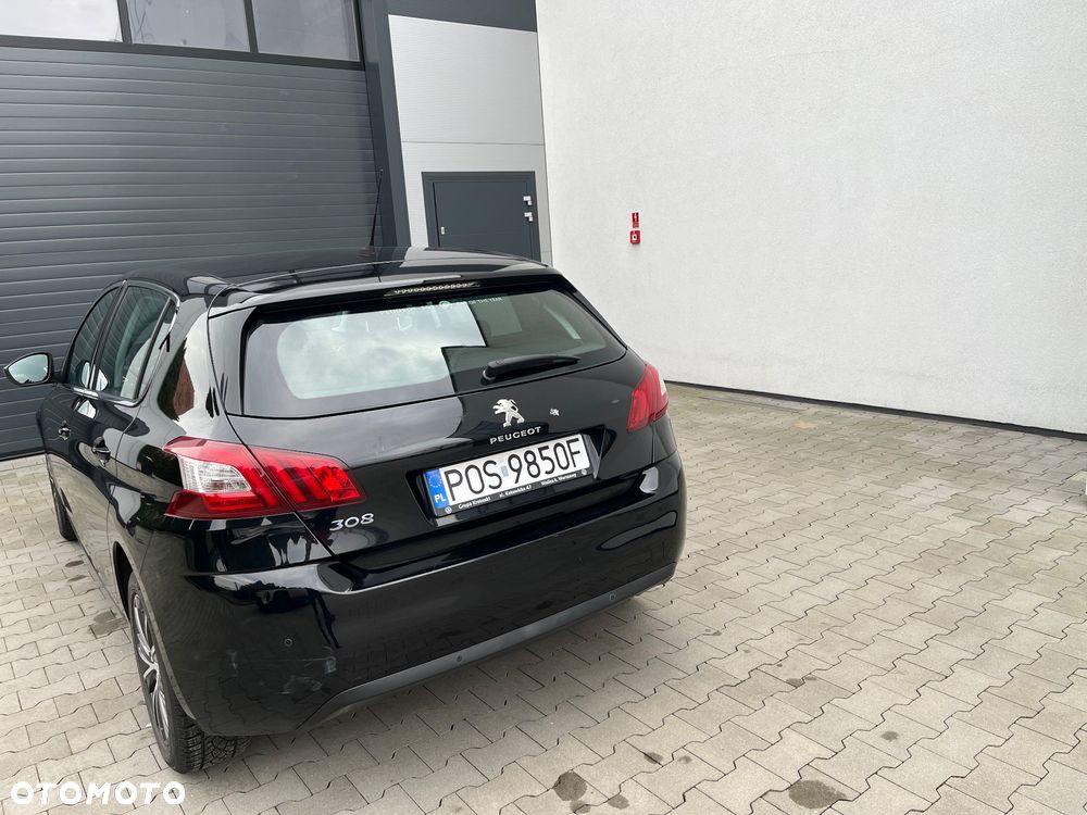 Peugeot 308 1.6 e-HDi Allure S&S - 20