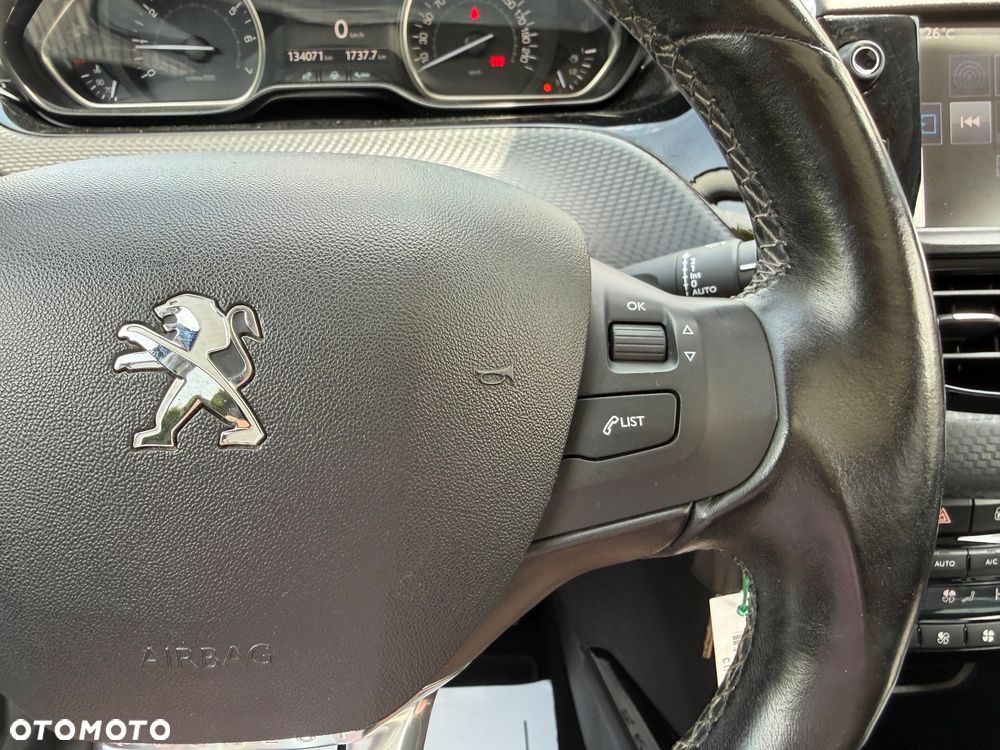 Peugeot 2008 PureTech 110 Stop&Start Allure - 24