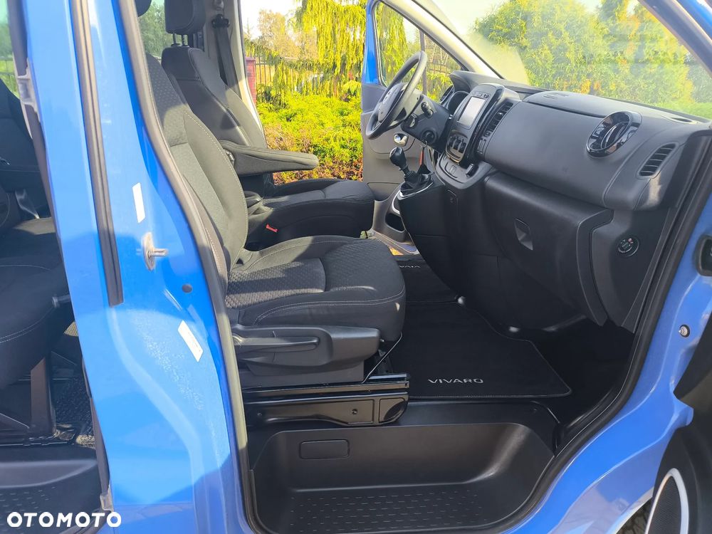 Opel Vivaro - 18