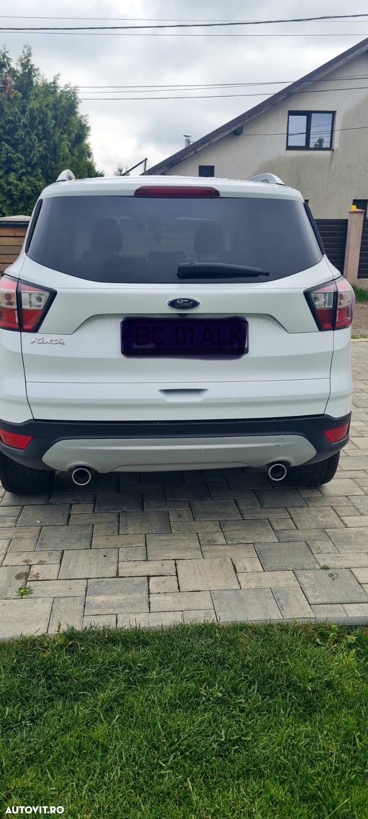 Ford Kuga 2.0 TDCi Powershift 4WD Titanium - 2