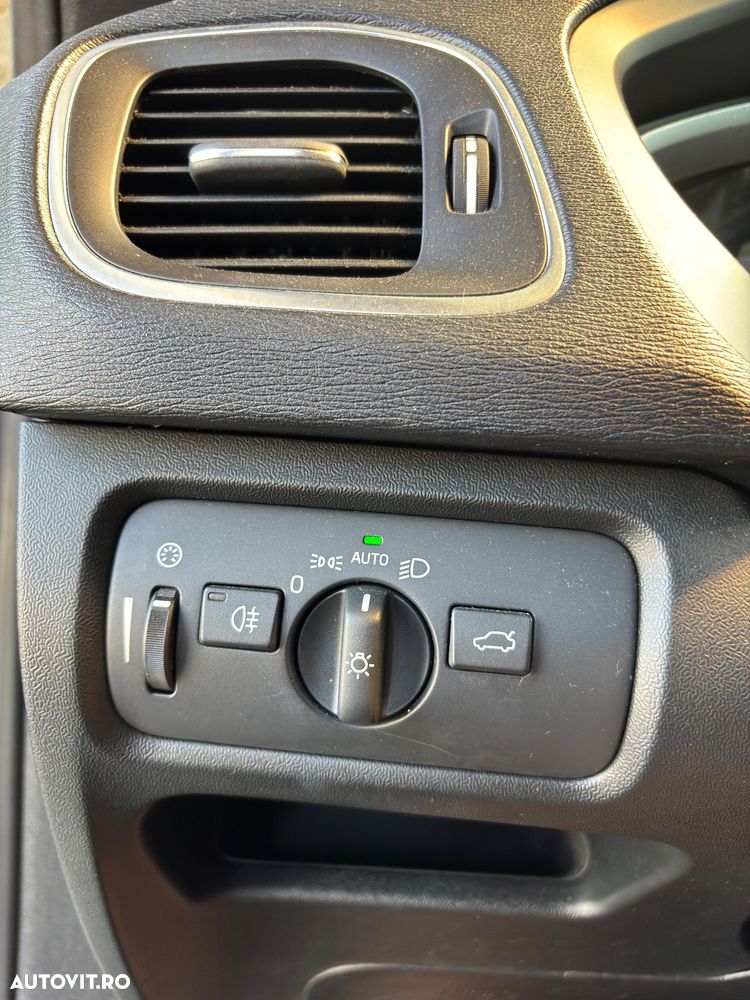 Volvo V40 D2 Basic - 17