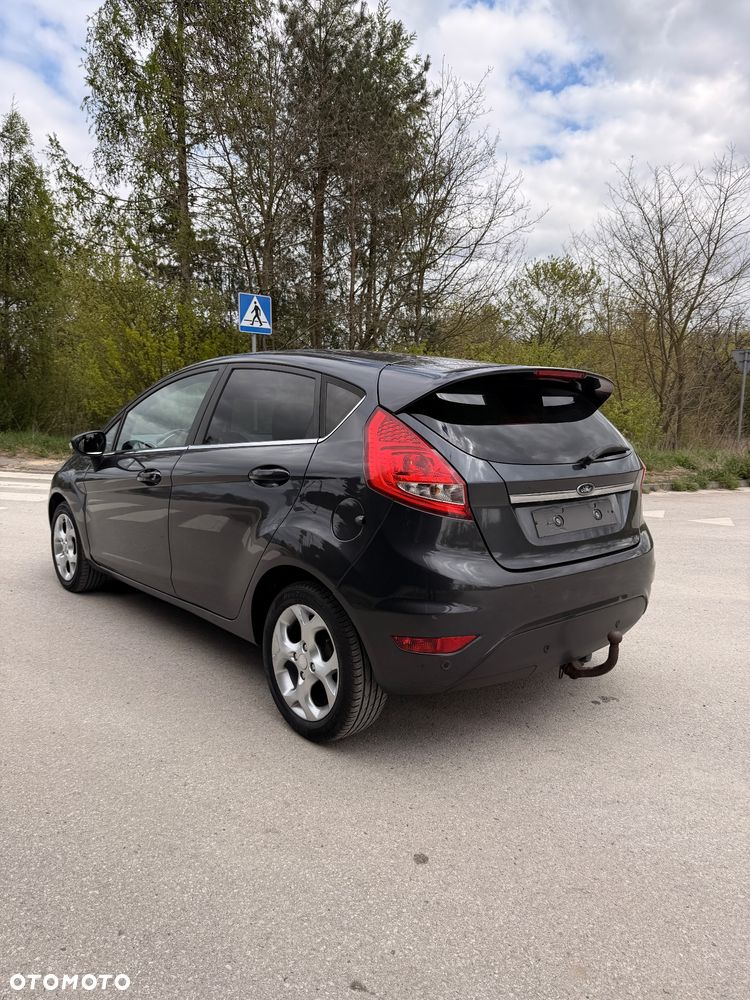 Ford Fiesta 1.6 Ti-VCT Titanium - 26