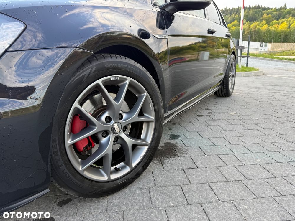 Volkswagen Golf GTD BlueMotion Technology - 13