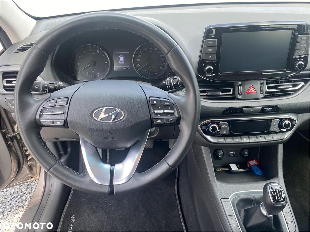 Hyundai i30 - 13