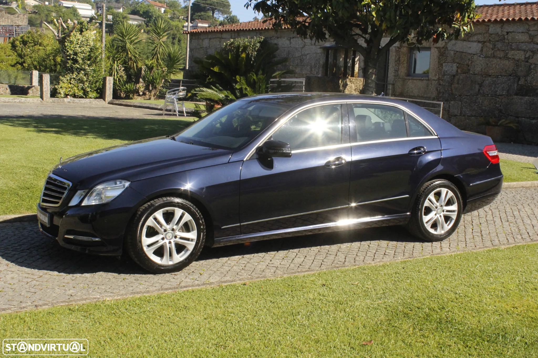 Mercedes-Benz E 250 BlueTEC Avantgarde - 11