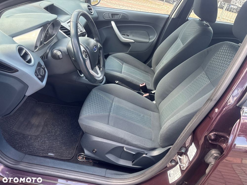 Ford Fiesta 1.25 Titanium - 30
