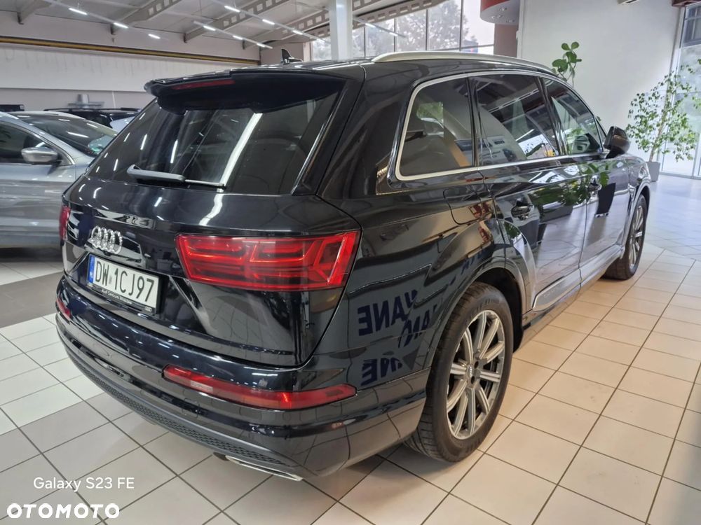 Audi Q7 - 7