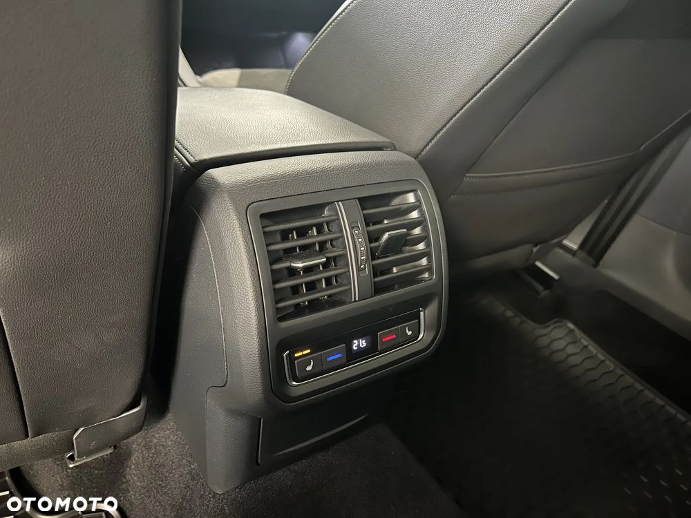 Volkswagen Arteon 2.0 TSI Essence DSG - 15