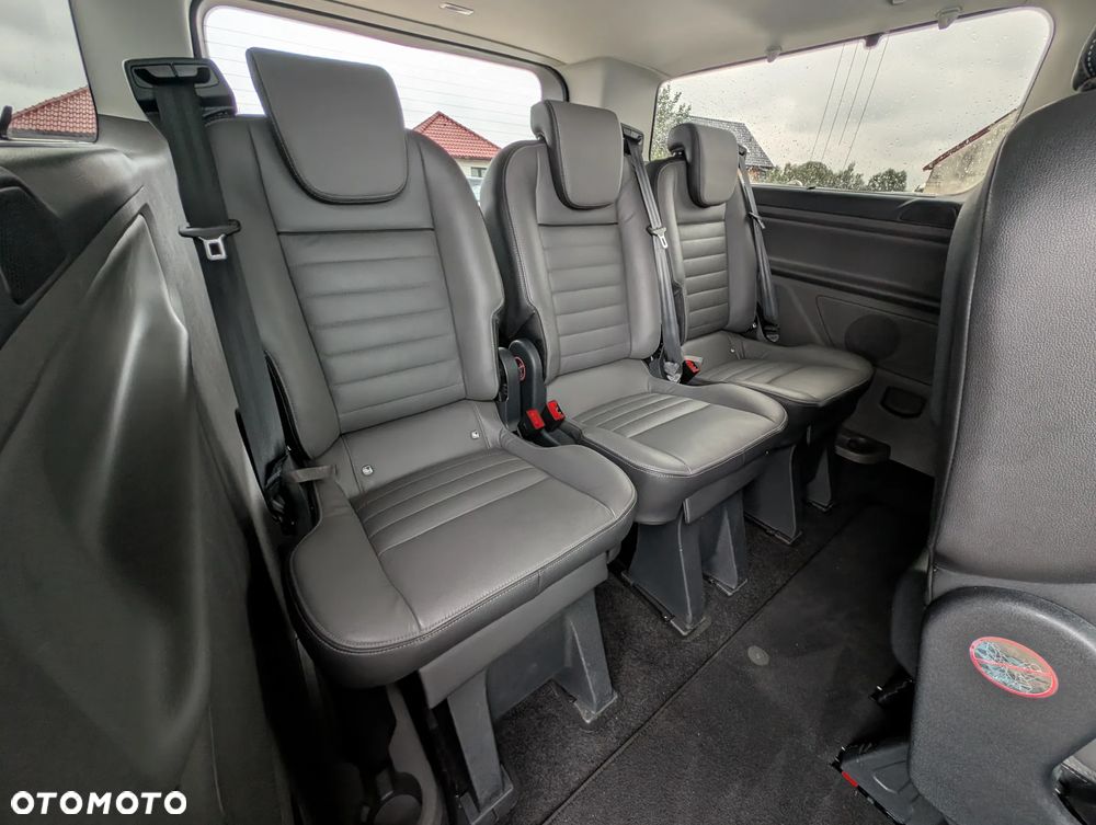 Ford Tourneo Custom 320 L2H1 VA Autm Titanium X - 32
