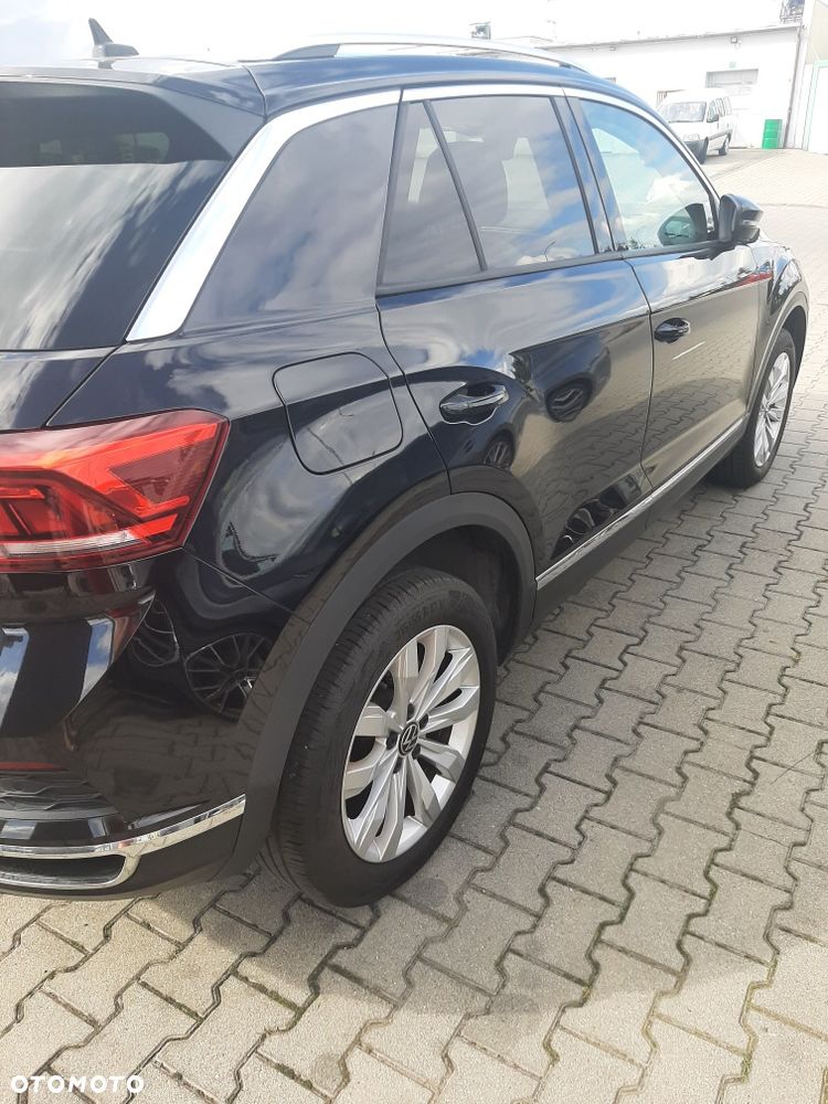 Volkswagen T-Roc - 3