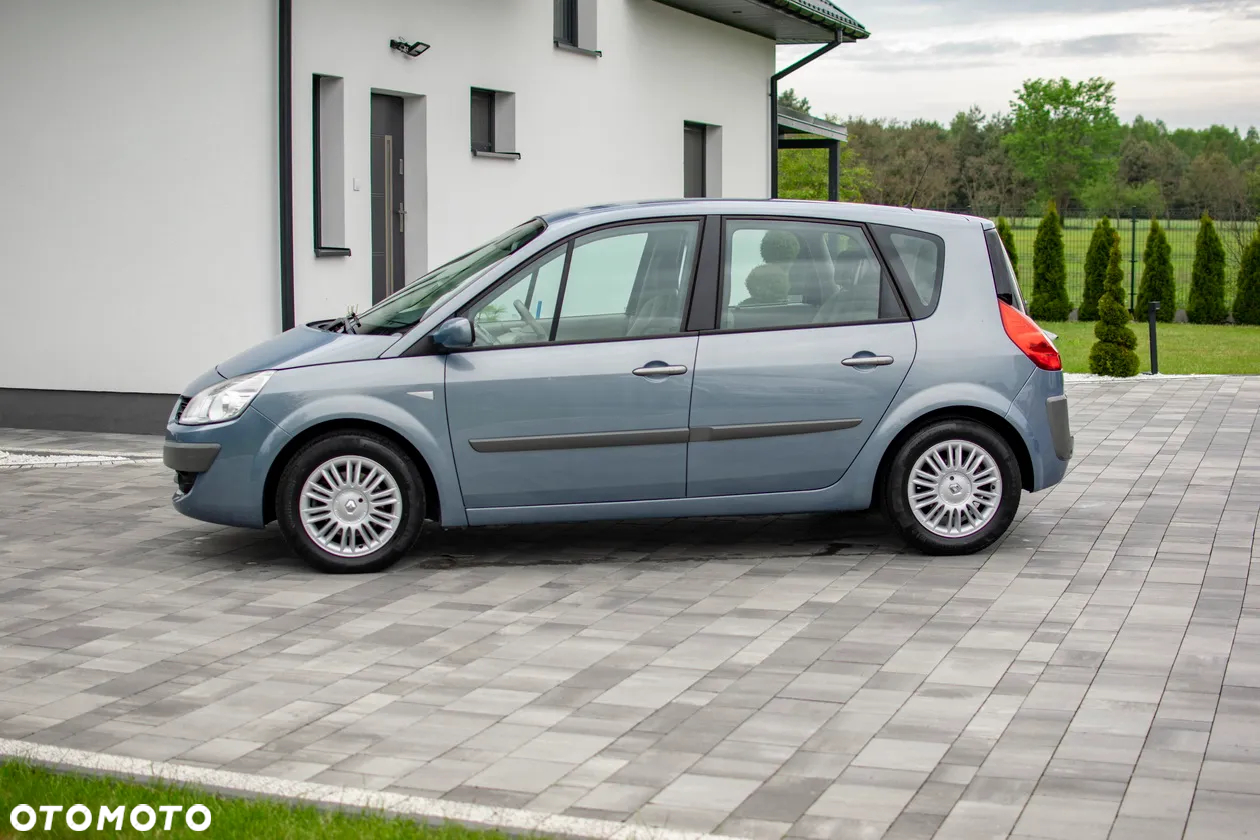 Renault Scenic - 26