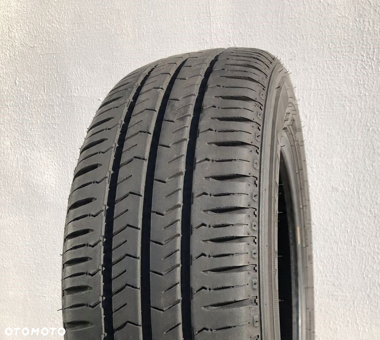 OPONA 195/65/16C 104/102R NEXEN ROADIAN CT8 - 2