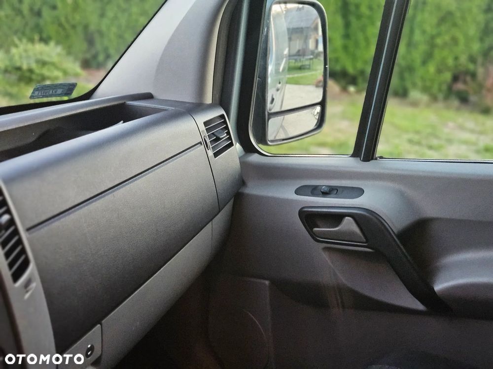 Mercedes-Benz Sprinter - 6