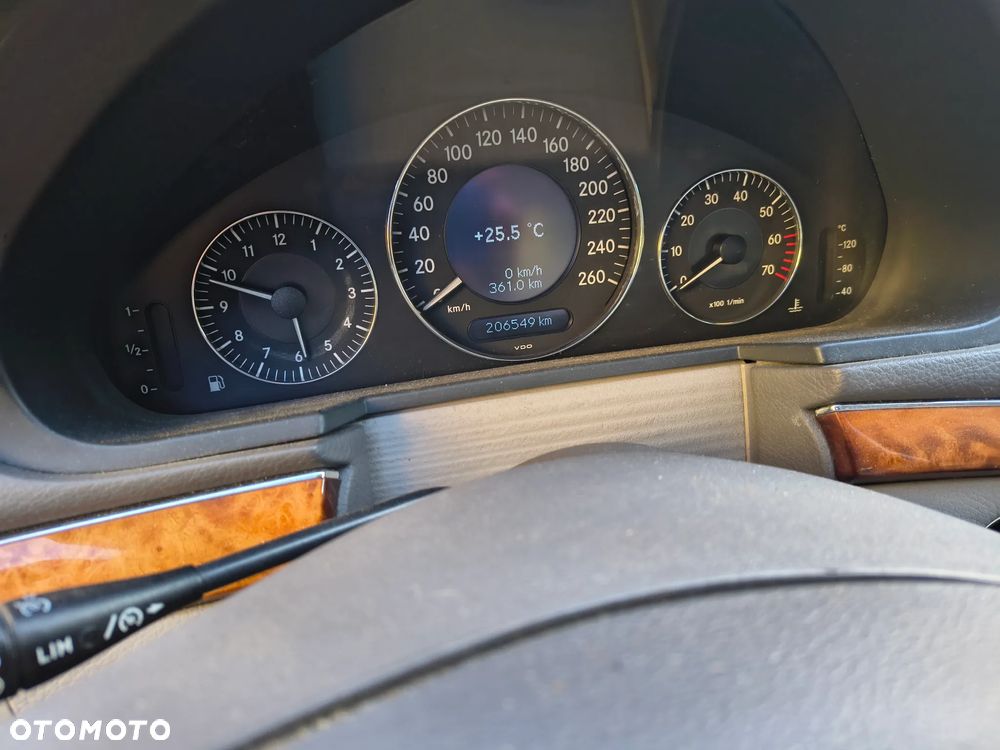 Mercedes-Benz Klasa E 200 Kompressor Elegance Sport Edition - 7