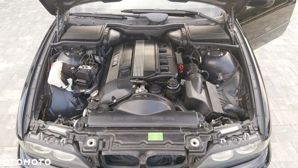 BMW Seria 5 - 8