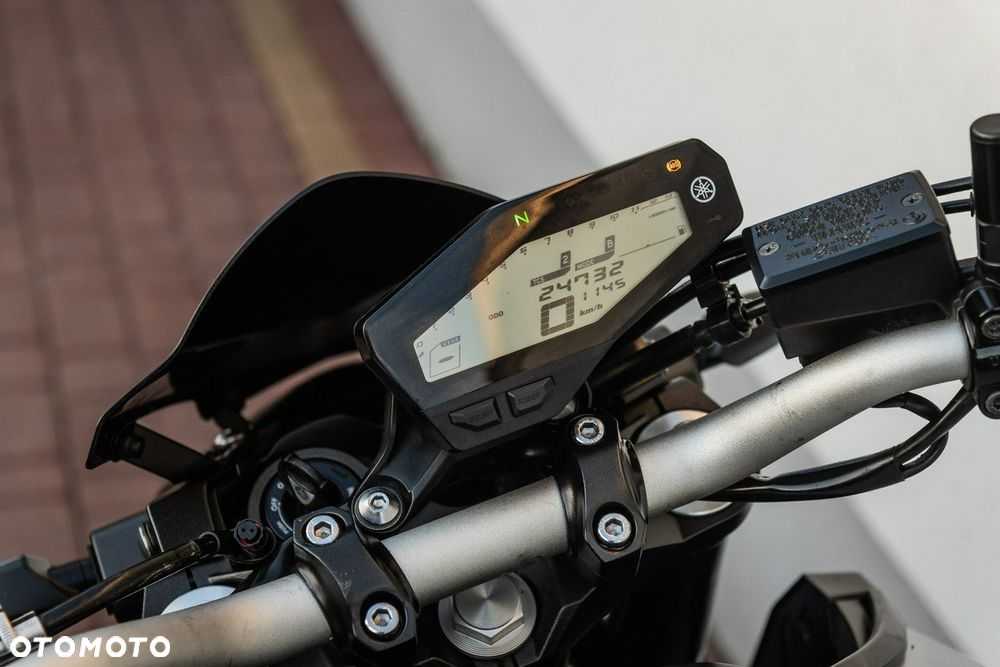 Yamaha MT - 9
