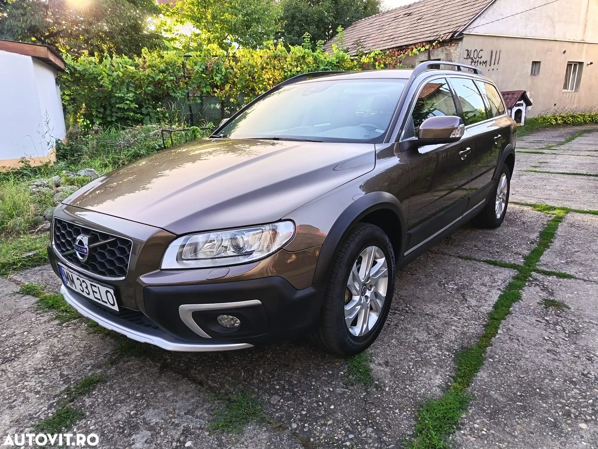 Volvo XC 70 D4AWD Momentum - 1