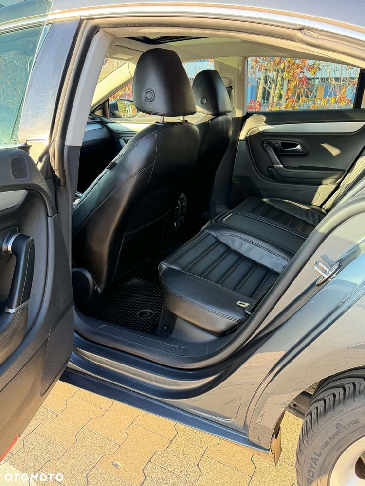 Volkswagen Passat CC - 8