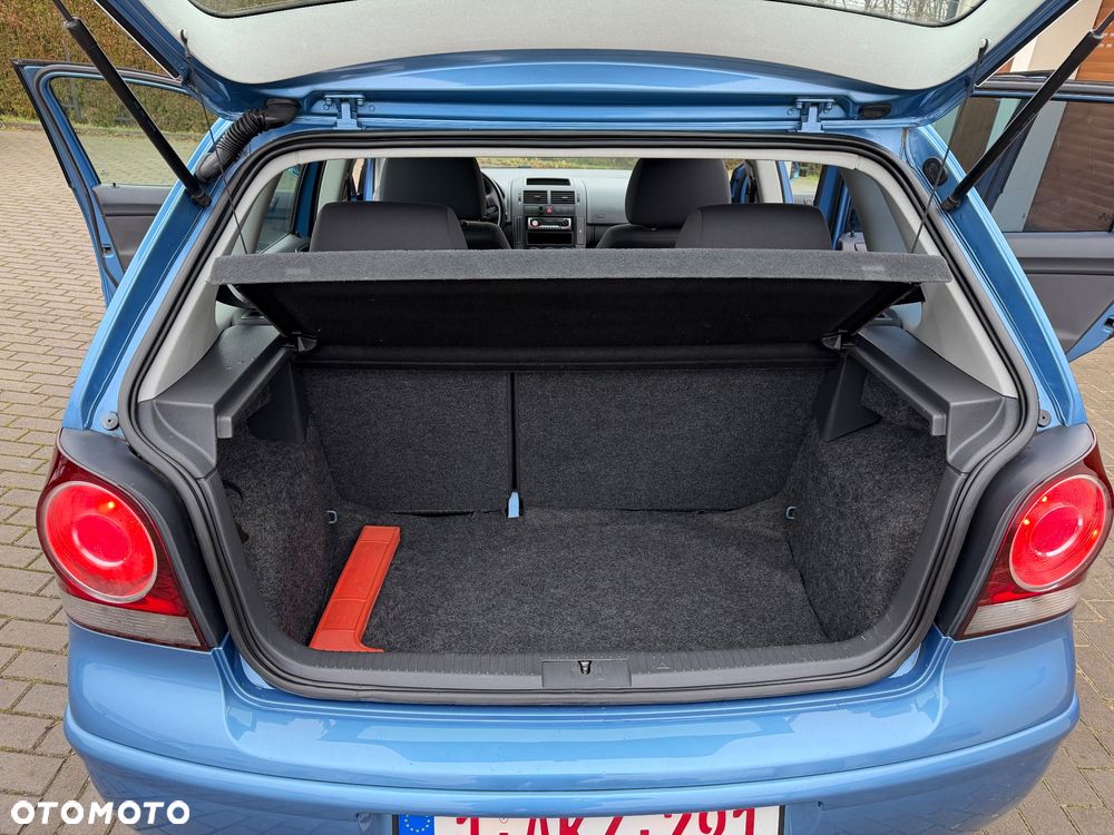 Volkswagen Polo 1.2 Comfortline - 22