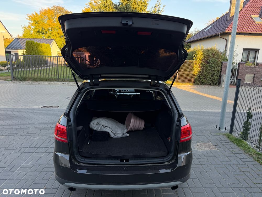 Volkswagen Passat - 18