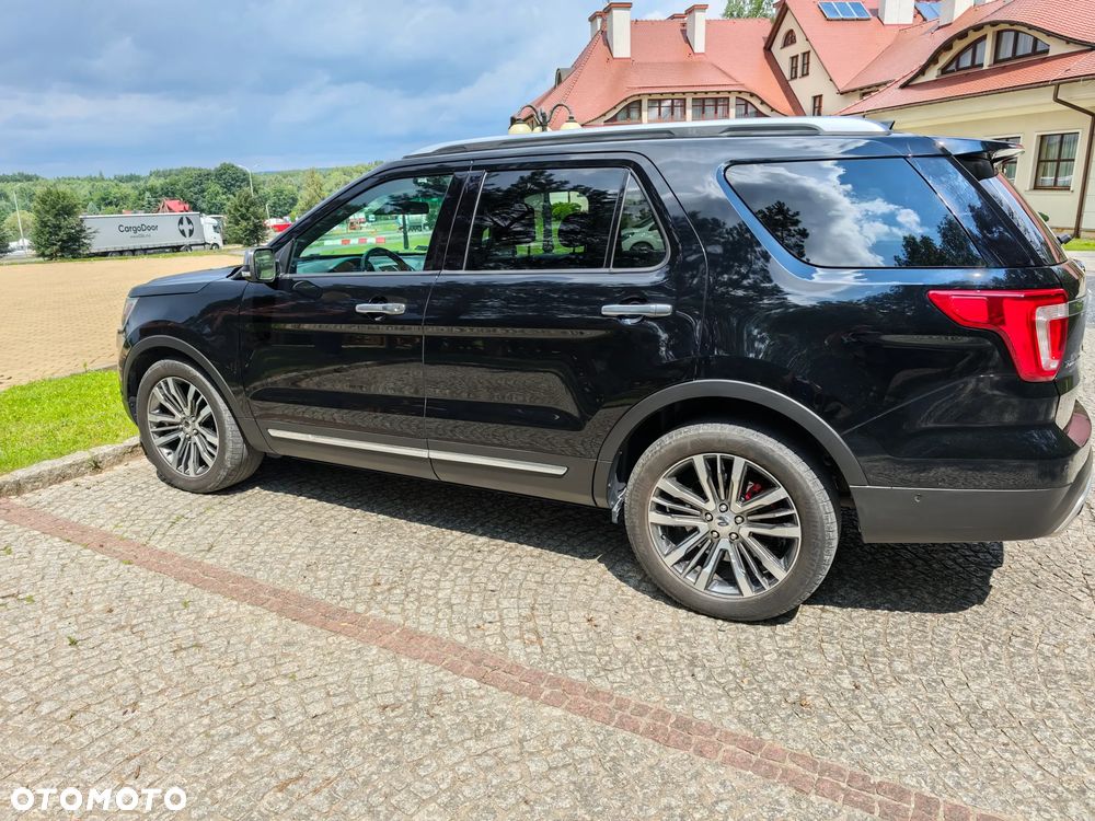 Ford Explorer - 8