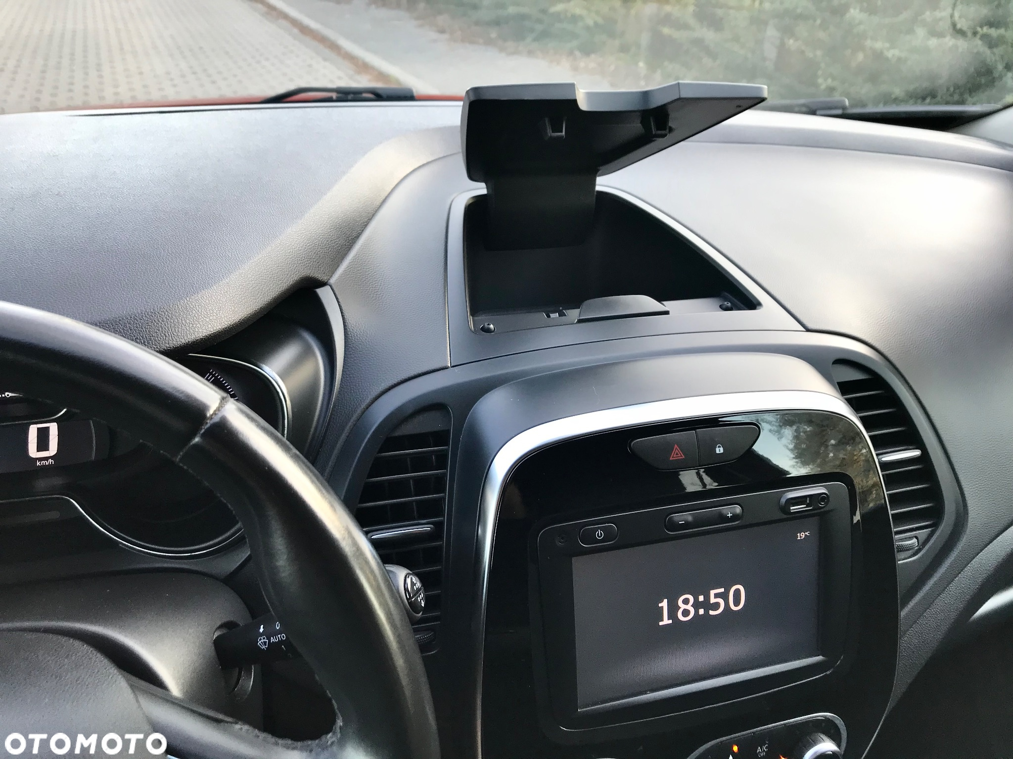 Renault Captur - 13