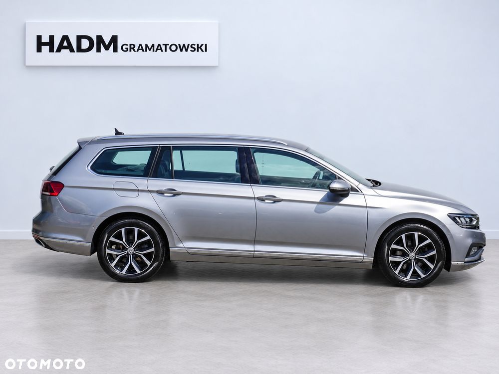 Volkswagen Passat 1.5 TSI EVO Elegance DSG - 8