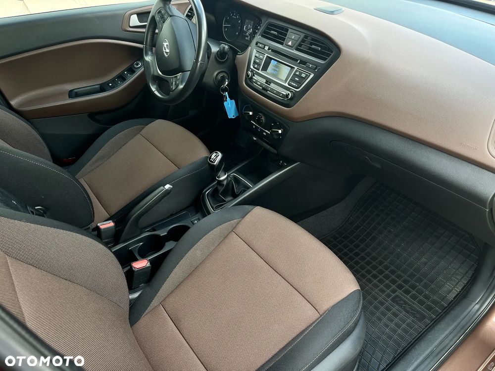 Hyundai i20 1.4 Comfort - 10