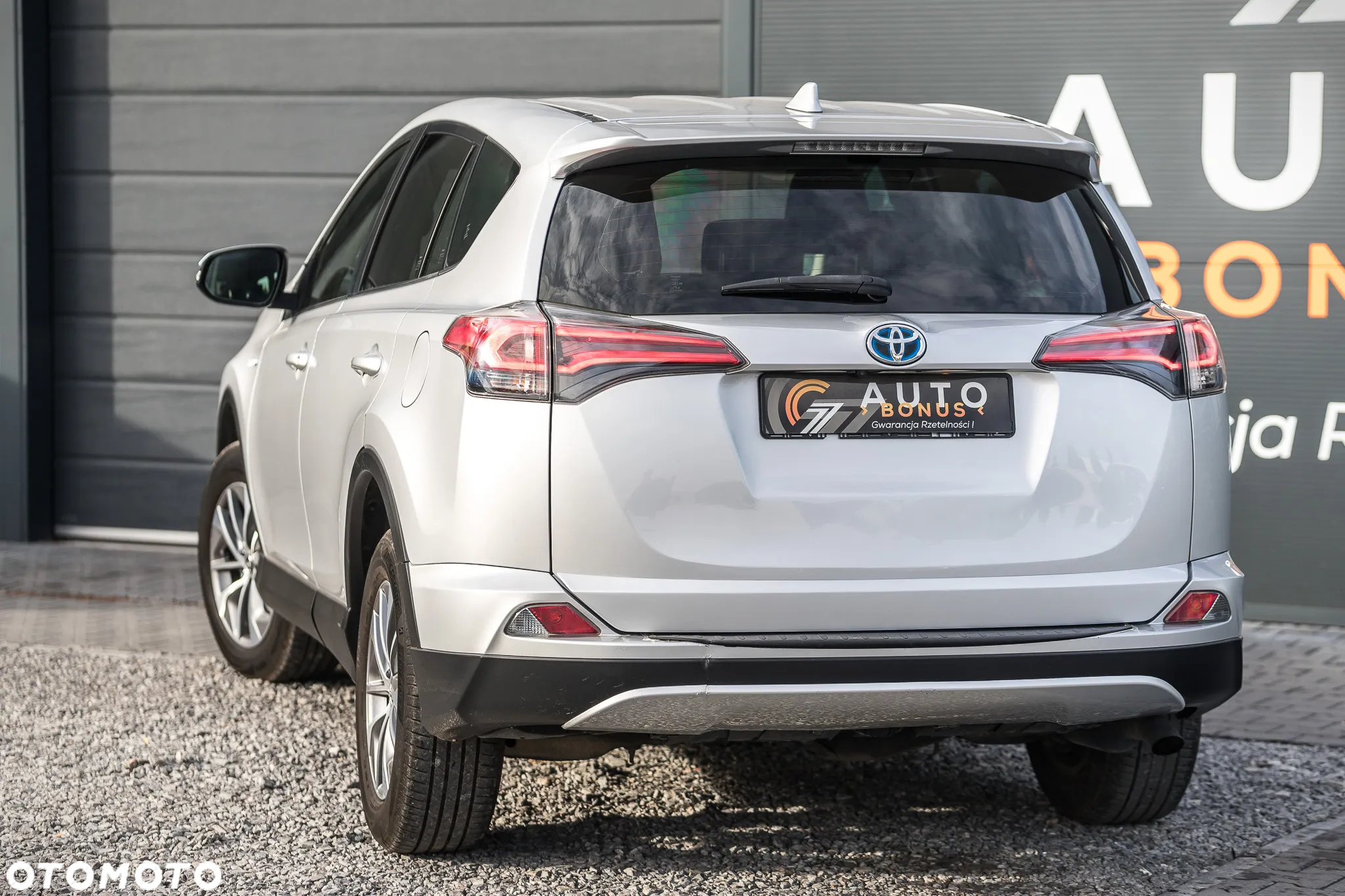 Toyota RAV4 - 7