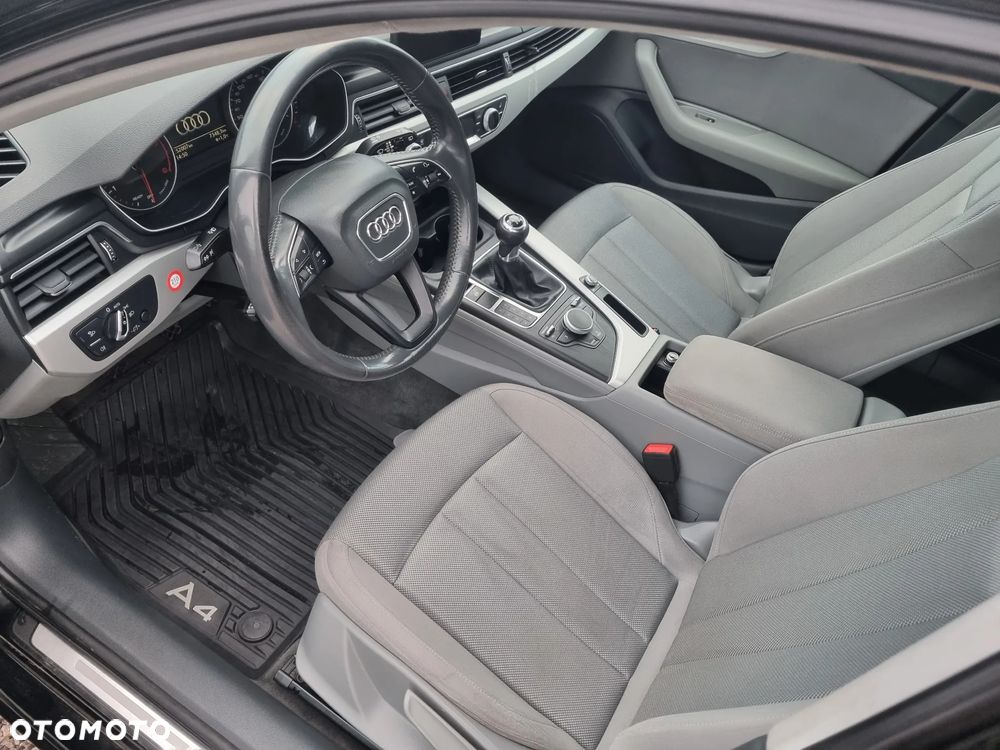 Audi A4 Avant 2.0 TDI - 11