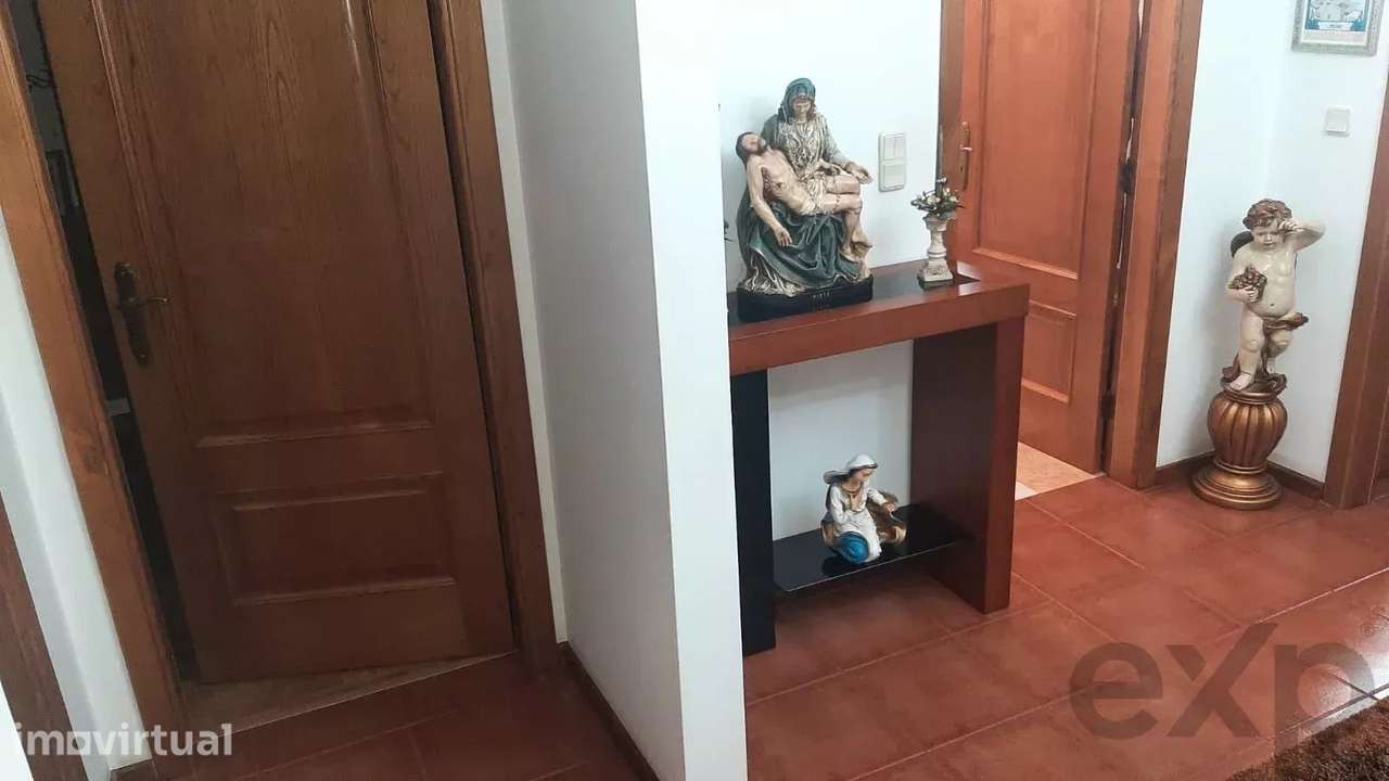 Moradia Bifamiliar em Macedo de Cavaleiros - Grande imagem: 3/34