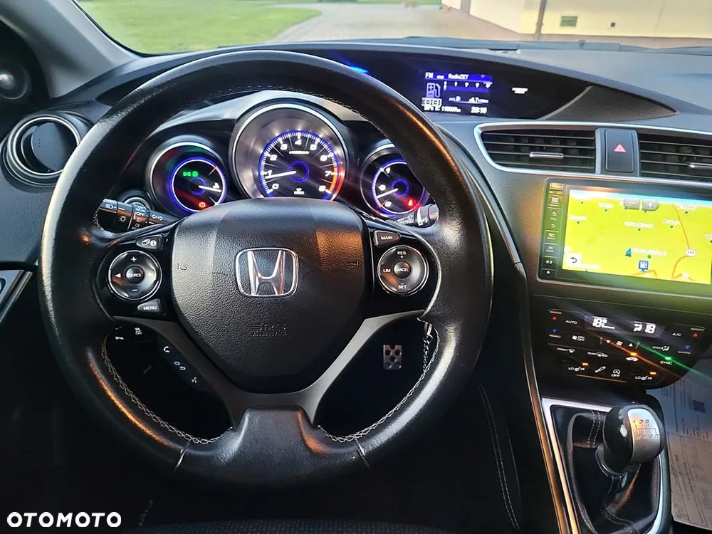 Honda Civic 1.8 Executive - 12