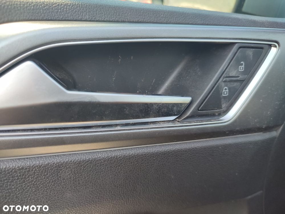Volkswagen Polo - 16