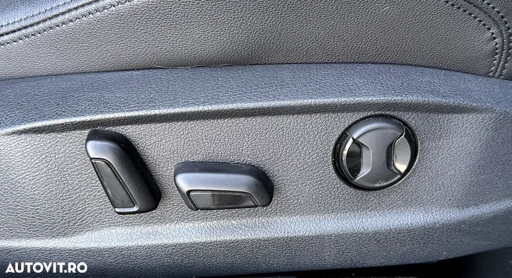 Volkswagen Passat - 37