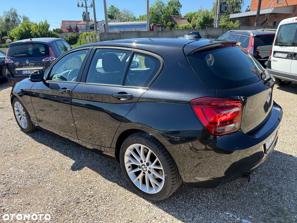 BMW Seria 1 120d Sport Line - 4