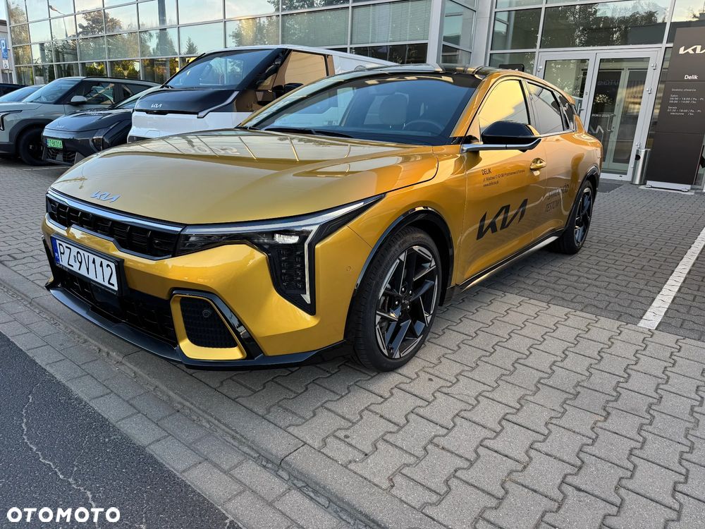 Kia K4