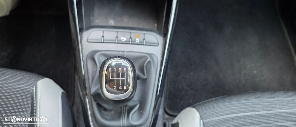 Kia Stonic 1.0 T-GDI Tech - 26