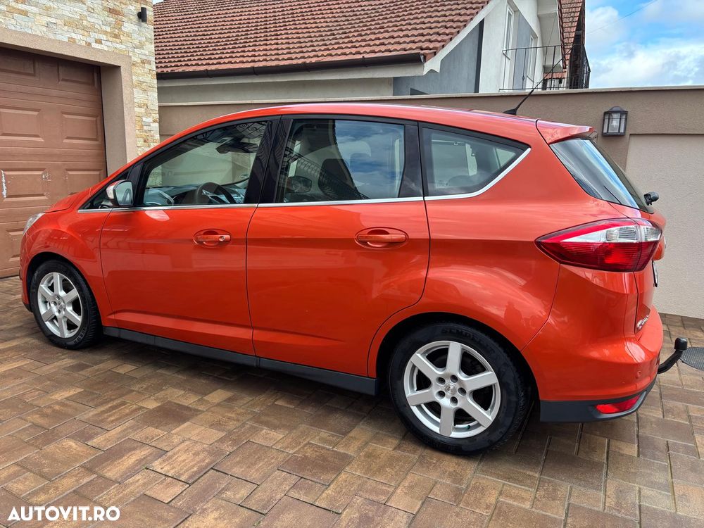 Ford Focus 2.0 TDCI DPF Powershift Titanium - 4